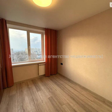 Продам квартиру, Победы просп. , 2  ком., 45.20 м², капитальный ремонт 