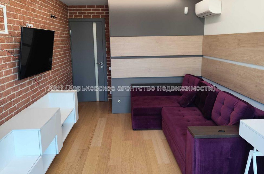 Продам квартиру, Свободы ул. , 3  ком., 67 м², авторский дизайн 