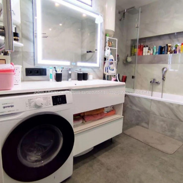 Продам квартиру, 4  ком., 88 м², авторский дизайн 