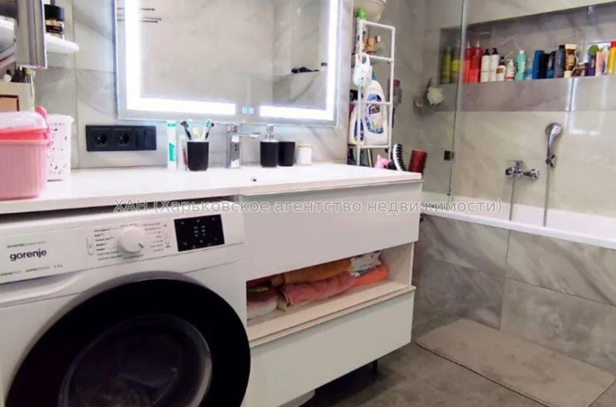 Продам квартиру, 4  ком., 88 м², авторский дизайн 