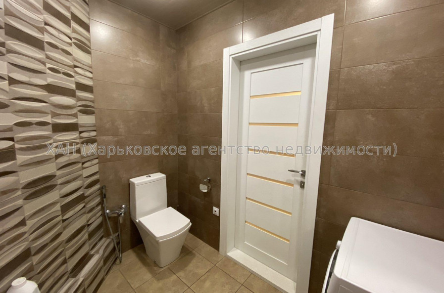 Продам квартиру, Велозаводская ул. , 2  ком., 60 м², капитальный ремонт 