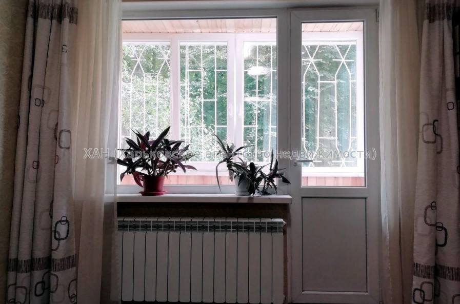 Здам квартиру, Аэрокосмический пр. , 2 кім., 50 м², капитальный ремонт 