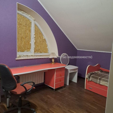 Продам дом, Низовая ул. , 400 м², 6 сот., косметический ремонт 