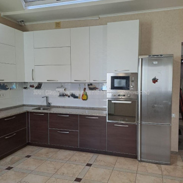 Продам дом, Низовая ул. , 400 м², 6 сот., косметический ремонт 