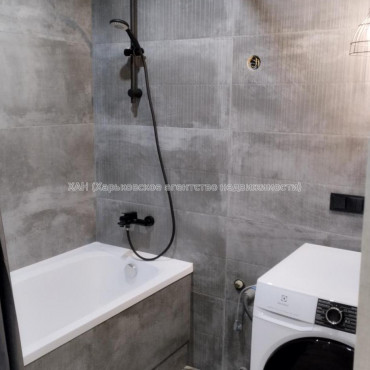 Продам квартиру, Деревянко ул. , 22А , 3 кім., 58 м², евроремонт 