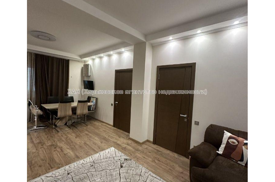 Продам квартиру, Независимости пр-т , 3 кім., 85 м², евроремонт 