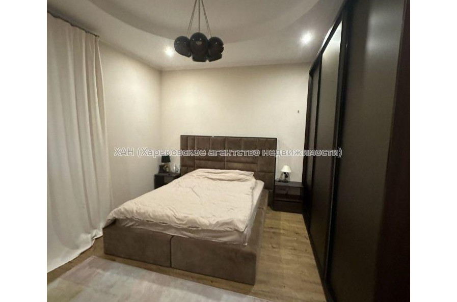 Продам квартиру, Независимости пр-т , 3 кім., 85 м², евроремонт 