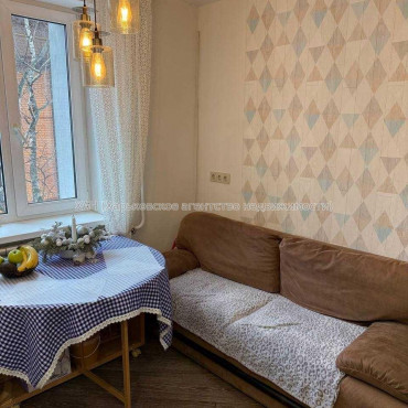 Продам квартиру, Новопрудная ул. , 2 кім., 62 м², евроремонт 