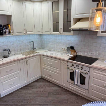 Продам квартиру, Новопрудная ул. , 2 кім., 62 м², евроремонт 