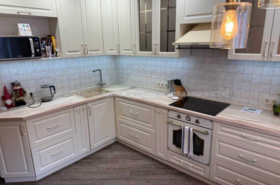 Продам квартиру, Новопрудная ул. , 2 кім., 62 м², евроремонт 