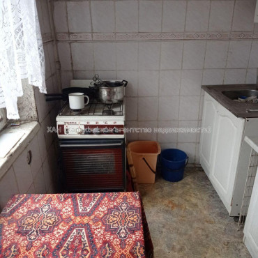 Продам квартиру, Холодногорская ул. , 3 кім., 66.70 м², советский ремонт 