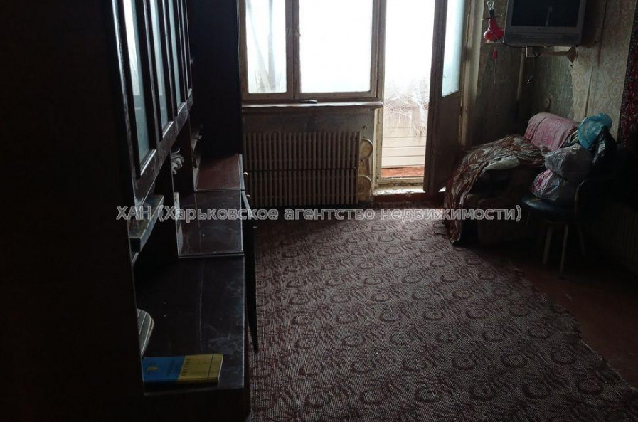 Продам квартиру, Холодногорская ул. , 3 кім., 66.70 м², советский ремонт 