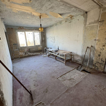 Продам квартиру, Амосова ул. , 3 кім., 67 м², без внутренних работ 