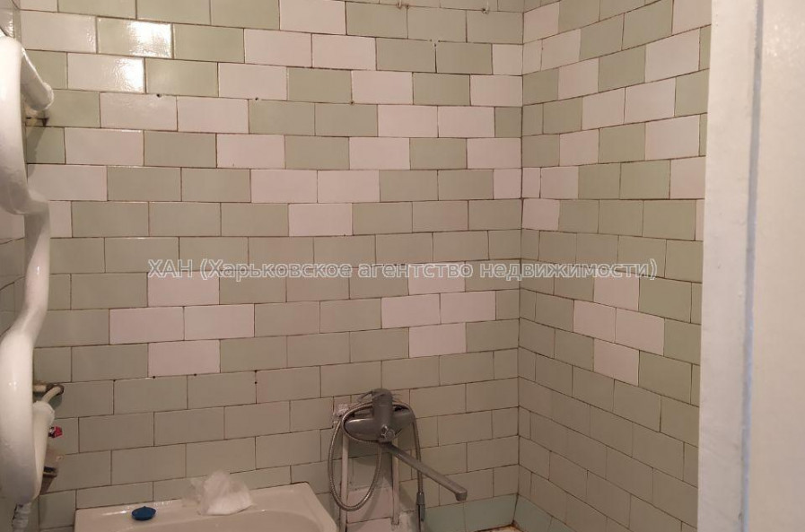 Продам квартиру, Аэрокосмический пр. , 3  ком., 65 м², косметический ремонт 