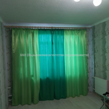 Продам квартиру, Аэрокосмический пр. , 3 кім., 65 м², косметический ремонт 