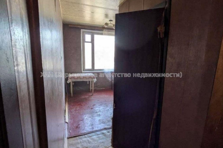 Продам квартиру, Валентиновская ул. , 1 кім., 32 м², советский ремонт 