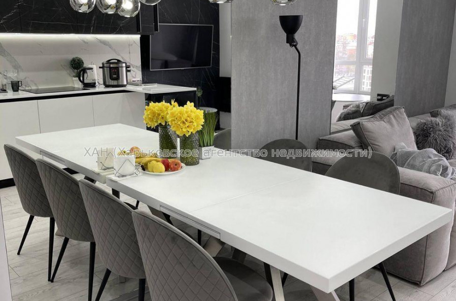 Продам квартиру, Рогатинская Левада ул. , 3 кім., 75 м², авторский дизайн 