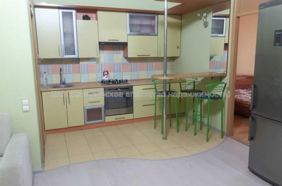 Продам квартиру, Бригады Хартия ул. , 2  ком., 60.50 м², капитальный ремонт 
