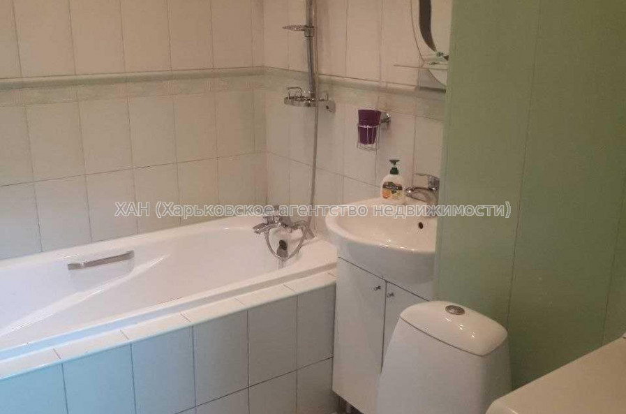 Продам квартиру, Бригады Хартия ул. , 2  ком., 60.50 м², капитальный ремонт 