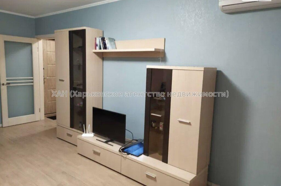 Продам квартиру, Ньютона ул. , 1  ком., 33 м², капитальный ремонт 