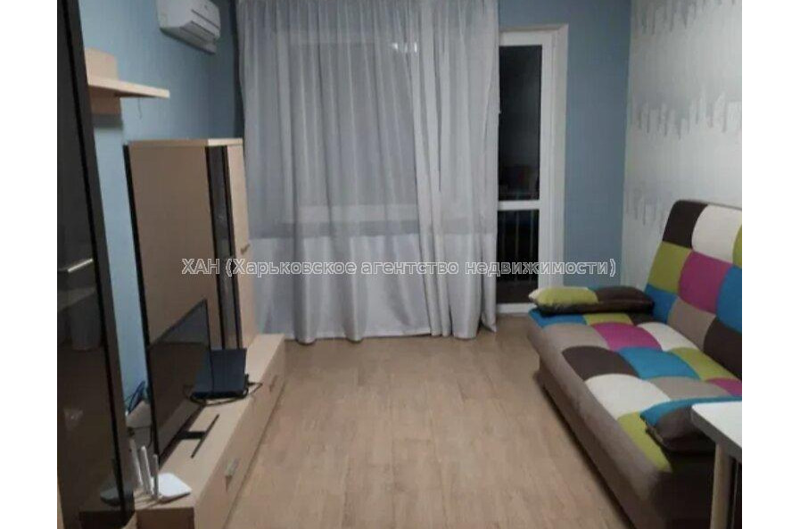 Продам квартиру, Ньютона ул. , 1  ком., 33 м², капитальный ремонт 