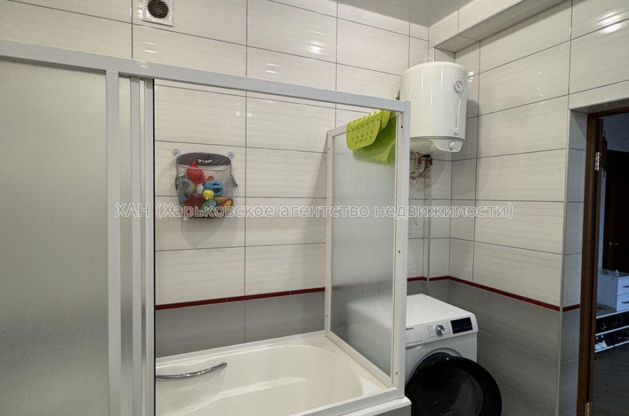 Продам квартиру, Станислава Парталы ул. , 3 кім., 90 м², евроремонт 