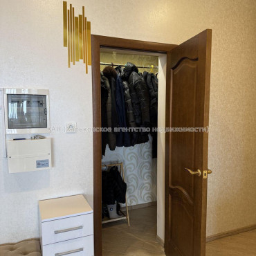 Продам квартиру, Станислава Парталы ул. , 3 кім., 90 м², евроремонт 