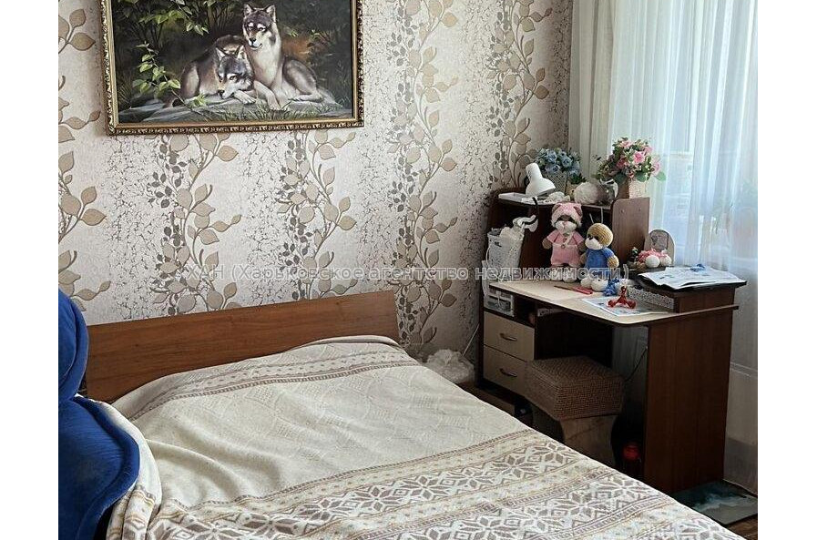 Продам квартиру, Солнечная ул. , 3 кім., 68.80 м², капитальный ремонт 