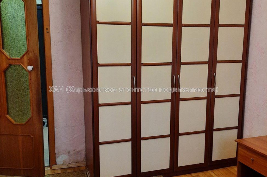 Продам квартиру, Гарибальди ул. , 2  ком., 40 м², косметический ремонт 