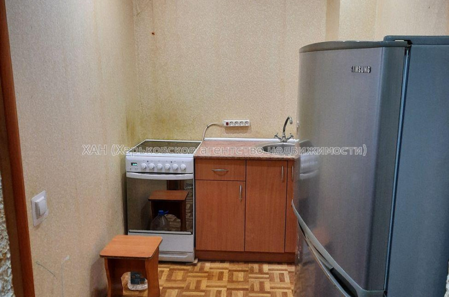 Продам квартиру, Гарибальди ул. , 2  ком., 40 м², косметический ремонт 