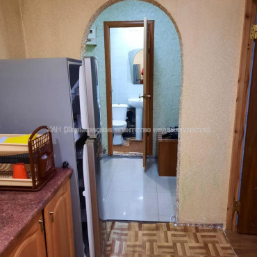 Продам квартиру, Гарибальди ул. , 2  ком., 40 м², косметический ремонт 