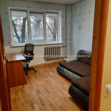 Продам квартиру, Гарибальди ул. , 2  ком., 40 м², косметический ремонт 