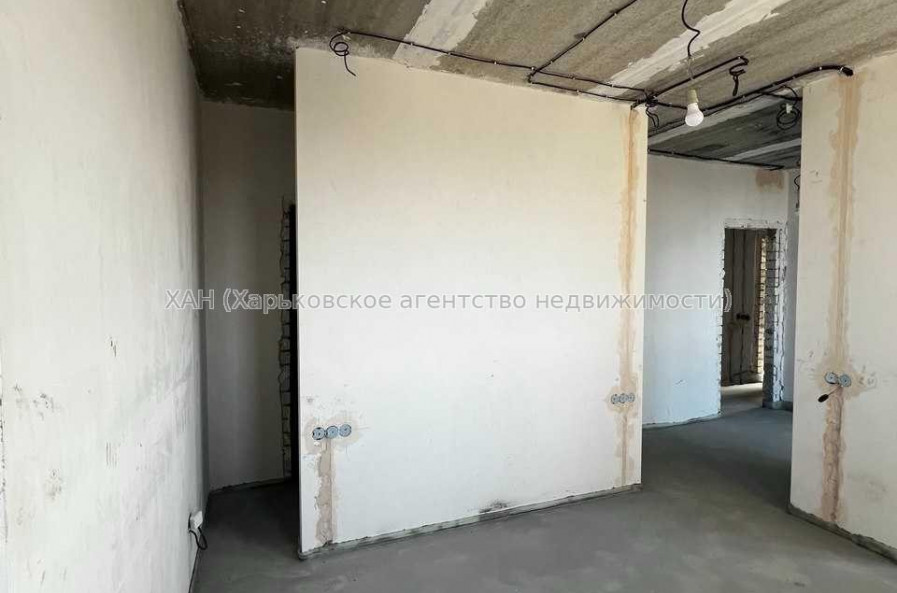 Продам квартиру, Профессорская ул. , 4 кім., 130 м², без отделочных работ 