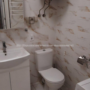 Продам квартиру, Героев Харькова просп. , 1  ком., 43.60 м², евроремонт 