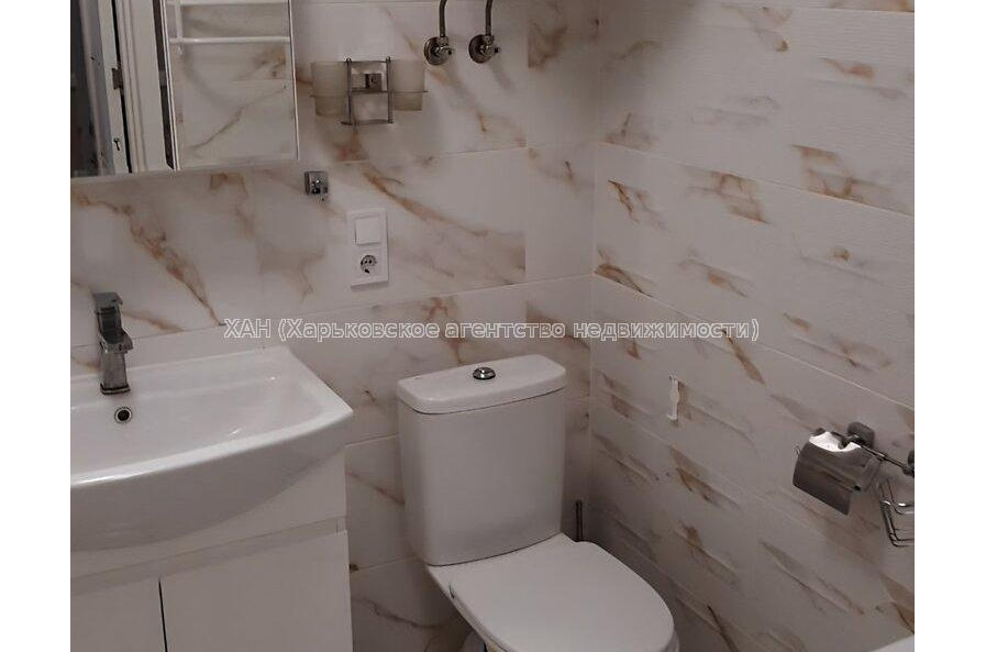 Продам квартиру, Героев Харькова просп. , 1  ком., 43.60 м², евроремонт 