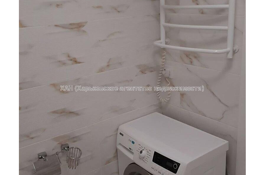 Продам квартиру, Героев Харькова просп. , 1  ком., 43.60 м², евроремонт 