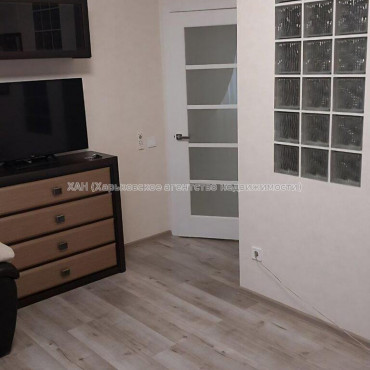 Продам квартиру, Героев Харькова просп. , 1  ком., 43.60 м², евроремонт 