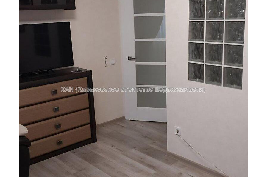 Продам квартиру, Героев Харькова просп. , 1  ком., 43.60 м², евроремонт 