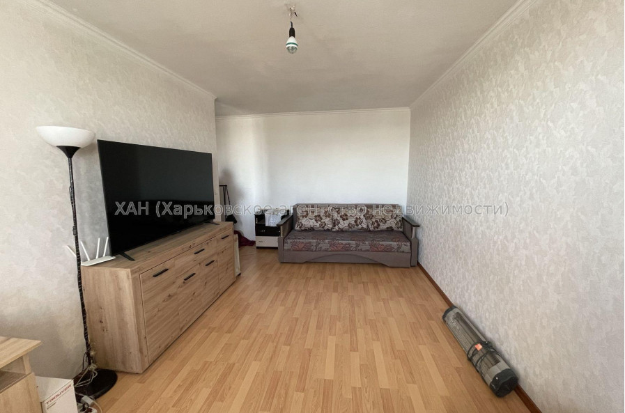 Продам квартиру, Победы просп. , 1 кім., 33 м², капитальный ремонт 