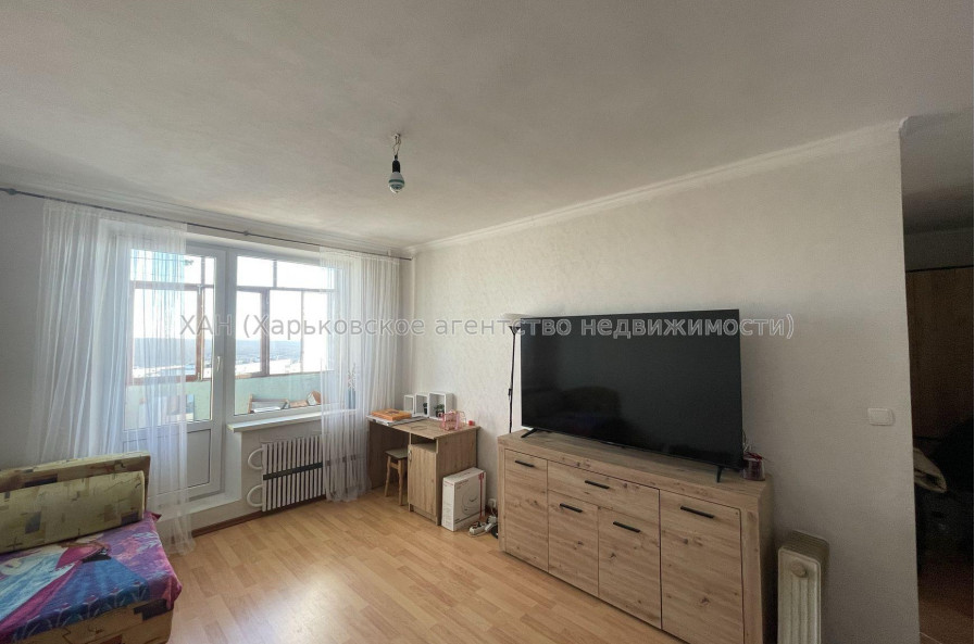 Продам квартиру, Победы просп. , 1 кім., 33 м², капитальный ремонт 