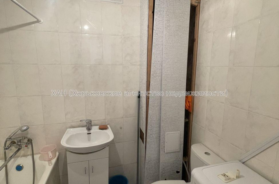 Продам квартиру, Победы просп. , 1 кім., 33 м², капитальный ремонт 