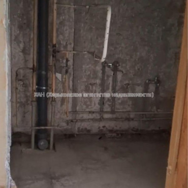 Продам квартиру, Жасминовый б-р , 2  ком., 49 м², без внутренних работ 