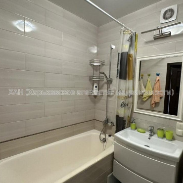 Продам квартиру, Клочковская ул. , 2  ком., 51 м², капитальный ремонт 