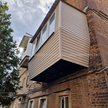 Продам квартиру, Чеботарская ул. , 1 кім., 32.40 м², советский ремонт 