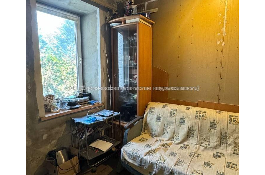 Продам квартиру, Чеботарская ул. , 1 кім., 32.40 м², советский ремонт 