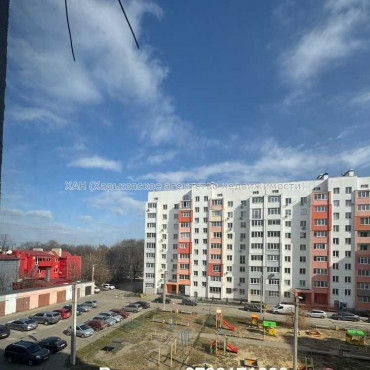 Продам квартиру, Мира ул. , 2  ком., 58 м², без внутренних работ 