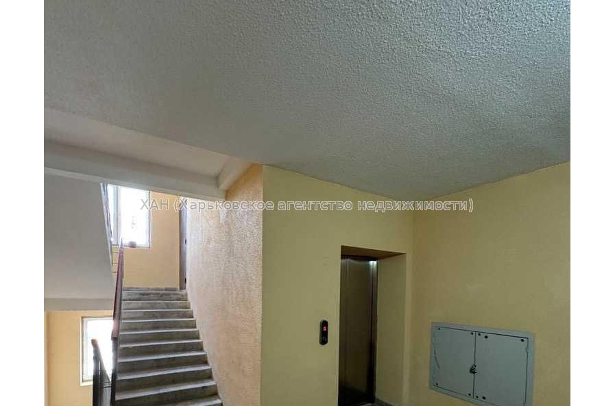 Продам квартиру, Мира ул. , 2  ком., 58 м², без внутренних работ 