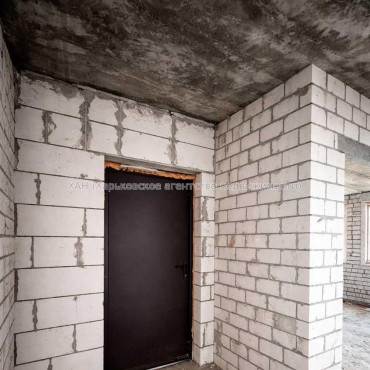 Продам квартиру, Мира ул. , 2  ком., 58 м², без внутренних работ 