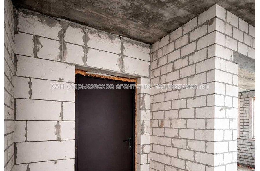 Продам квартиру, Мира ул. , 2  ком., 58 м², без внутренних работ 