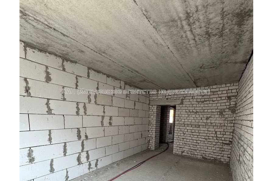 Продам квартиру, Мира ул. , 2  ком., 58 м², без внутренних работ 